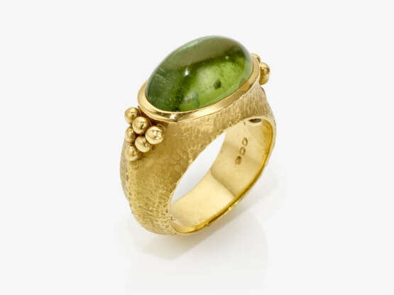 Ring mit Peridot - Juwelier HILZ - photo 1