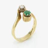 Vis-à-Vis Ring mit Brillant und Smaragd - фото 2