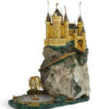AN ELIZABETH II GOLD, SILVER, AGATE, AND MINERAL SPECIMAN "FAIRYTALE" CASTLE - фото 1