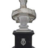 A VICTORIAN SILVER-PLATED MEMORIAL BUST OF H.R.H. PRINCE ALBERT VICTOR, DUKE OF CLARENCE AND AVONDALE IN HIS UNIFORM AS CAPTAIN OF THE 10TH HUSSARS - photo 2