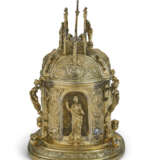 AN ITALIAN SILVER-GILT TABLE CASKET - photo 2