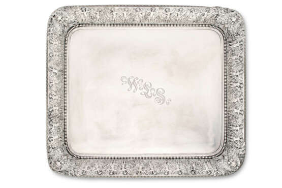 A LARGE AND UNUSUAL AMERICAN SILVER TRAY - Foto 1
