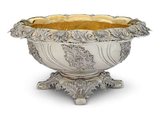 A LARGE AMERICAN SILVER PUNCH BOWL - photo 1
