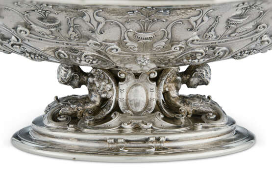 AN AMERICAN SILVER VEGETABLE DISH AND COVER - Foto 3