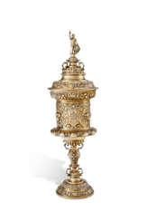 THE QUEEN'S SURREY CUP: A GEORGE V SILVER-GILT PRESENTATION CUP AND COVER