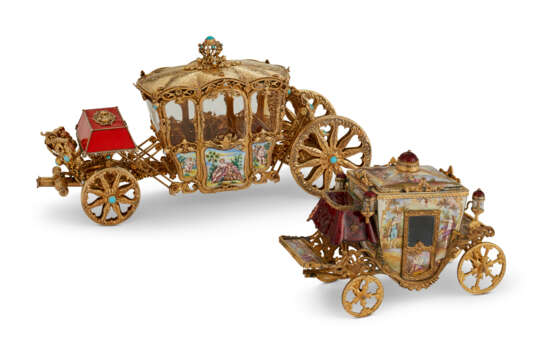 TWO CONTINENTAL ENAMEL, SILVER-GILT, AND GILT METAL MODELS OF CARRIAGES - photo 1