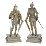 A PAIR OF GERMAN PARCEL-GILT SILVER FIGURES OF KNIGHTS - фото 1