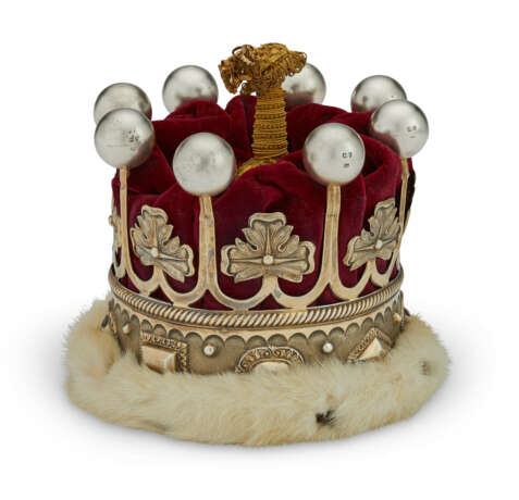 AN EARLY GEORGE V PARCEL-GILT SILVER EARL'S CORONET - photo 1