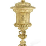 A ROYAL WILLIAM IV SILVER-GILT PRESENTATION CUP AND COVER - photo 1