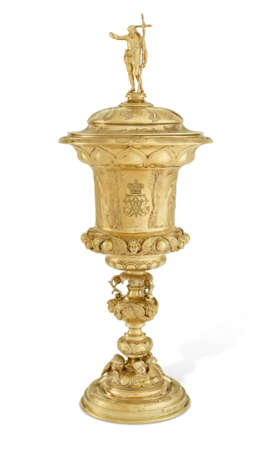 A ROYAL WILLIAM IV SILVER-GILT PRESENTATION CUP AND COVER - Foto 1