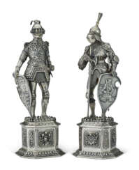 A PAIR OF GERMAN SILVER FIGURES OF KNIGHTS