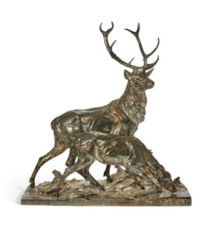 A LARGE FRENCH SILVERED-BRONZE FIGURAL GROUP OF STAG AND FAWN - фото 1