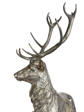 A LARGE FRENCH SILVERED-BRONZE FIGURAL GROUP OF STAG AND FAWN - фото 5