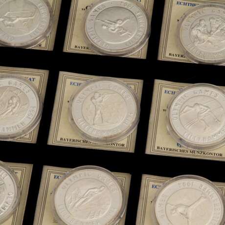 BRD - Konvolut u.a. Euro-Münzen mit KMS, - фото 2