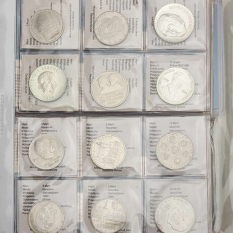 DDR - Collection of commemorative coins in album with 87 coins and 4x KMS - photo 2
