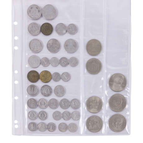 2 folders with coins, - photo 4