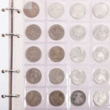 Coin collection in 3 albums - - Foto 2