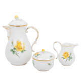 MEISSEN 32-piece coffee service 'Yellow Rose', 1st and 2nd choice, 20th/21st century. - фото 4