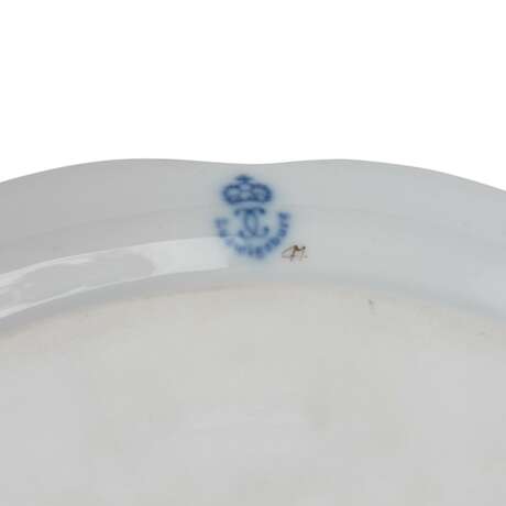 LUDWIGSBURG oval plate, 1st choice, 20th c. - photo 4