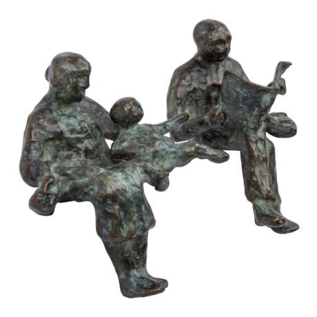 SCULPTURE/IN 20th/21st c., 2 edge figures: "Woman with child" & "Reading gentleman", - photo 3