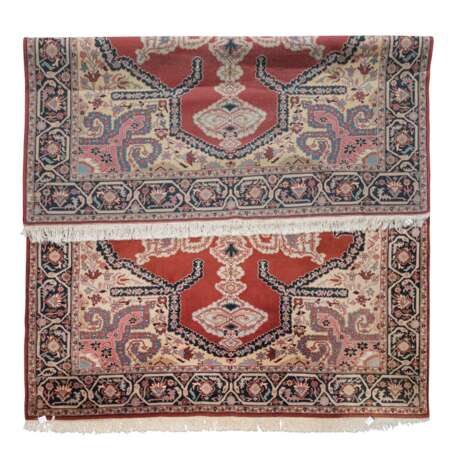 Oriental carpet. 20th century, 386x274 cm. - Foto 2