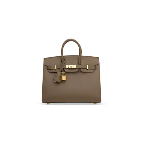 AN ÉTAIN EPSOM LEATHER SELLIER BIRKIN 25 WITH GOLD HARDWARE - фото 1