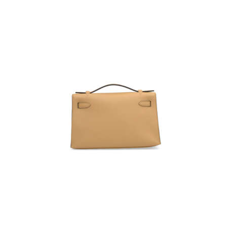 A CHAI SWIFT LEATHER KELLY POCHETTE WITH GOLD HARDWARE - Foto 4