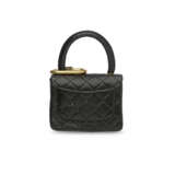 A BLACK QUILTED LAMBSKIN LEATHER 2 IN 1 FLAP BAG SET WITH GOLD HARDWARE - фото 9