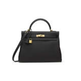 A BLACK TOGO LEATHER RETOURNÉ KELLY 32 WITH GOLD HARDWARE - фото 1