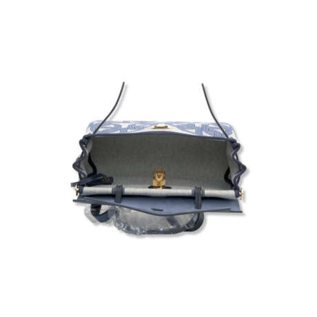 A LIMITED EDITION CHAINE D'ANCRE CANVAS & BLEU ROYAL VACHE HUNTER LEATHER HERBAG ZIP 31 WITH GOLD HARDWARE - photo 6