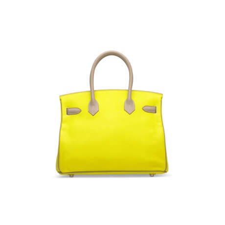 A CUSTOM LIME & GRIS TOURTERELLE CHÈVRE LEATHER BIRKIN 30 WITH BRUSHED PALLADIUM HARDWARE - фото 4