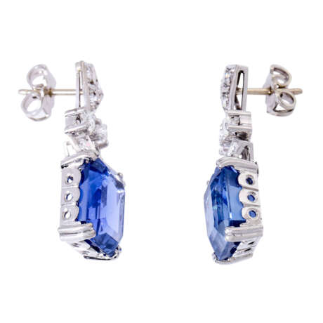 SCHILLING earrings with fine sapphires each approx. 7.2 ct, - Foto 2