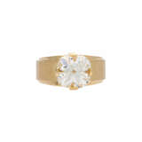 Solitaire ring with large old ship diamond of 8.2 ct - фото 2