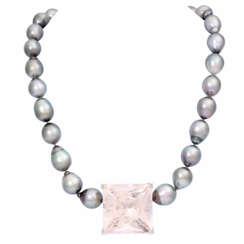 JACOBI Tahitian pearl necklace with fine morganite of ca. 130 ct,