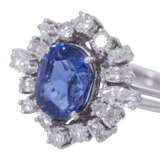 Ring with fine sapphire and diamonds total approx. 1,2 ct - photo 5