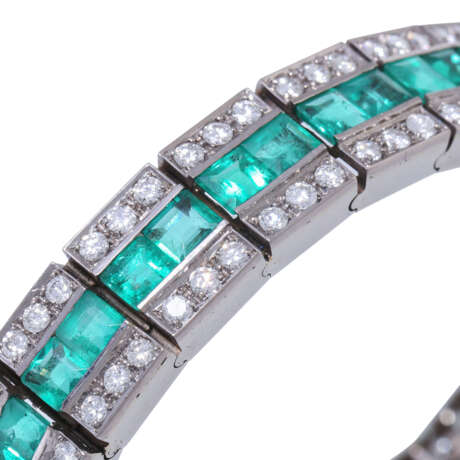 SCHILLING linear bracelet with emerald carrés and diamonds, - photo 6