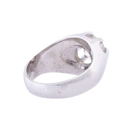 Solitaire ring with diamond of approx. 2 ct, - photo 3