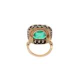 Ring with fine emerald ca. 12 ct, - фото 4