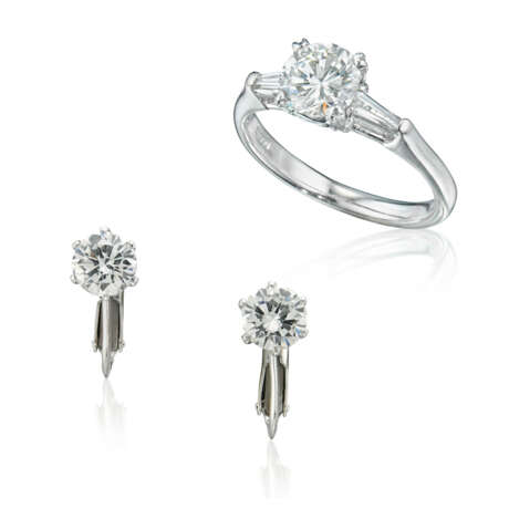NO RESERVE - DIAMOND RING AND EARRINGS - фото 1