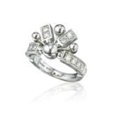 NO RESERVE - BULGARI DIAMOND RING; TOGETHER WITH A TIFFANY & CO. DIAMOND NECKLACE - photo 5