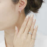 NO RESERVE - CARTIER RINGS; TOGETHER WITH A PAIR OF EARRINGS - Foto 11