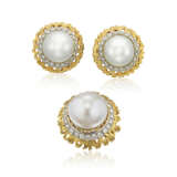 CULTURED PEARL AND DIAMOND RING AND EARRING SET - photo 1