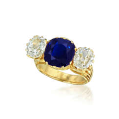 NO RESERVE - SAPPHIRE AND DIAMOND RING