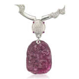RUBELLITE AND DIAMOND PENDENT NECKLACE, LATE QING - Foto 3