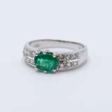 Mixed Lot: Emerald Diamond Ring and Emerald Diamond Bracelet - фото 3