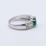 Mixed Lot: Emerald Diamond Ring and Emerald Diamond Bracelet - photo 6