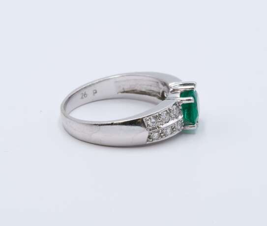 Mixed Lot: Emerald Diamond Ring and Emerald Diamond Bracelet - фото 6