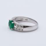 Mixed Lot: Emerald Diamond Ring and Emerald Diamond Bracelet - фото 7
