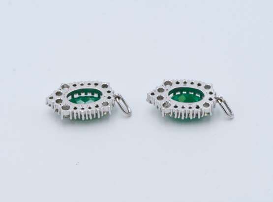 2 Emerald Diamond Pendants - photo 3