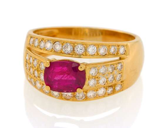 Ruby Diamond Ring - photo 1